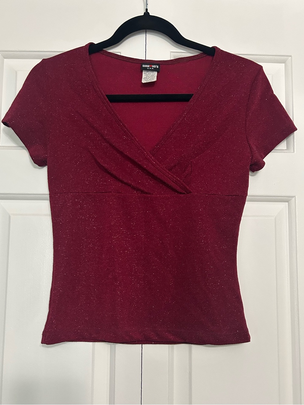 Vintage Y2K Burgundy Sparkle V-Neck Short Sleeve Top